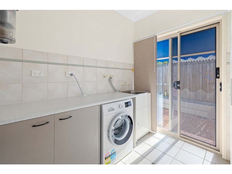 67 Collingwood Road, Birkdale QLD 4159