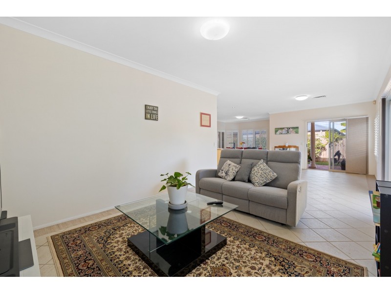 67 Collingwood Road, Birkdale QLD 4159