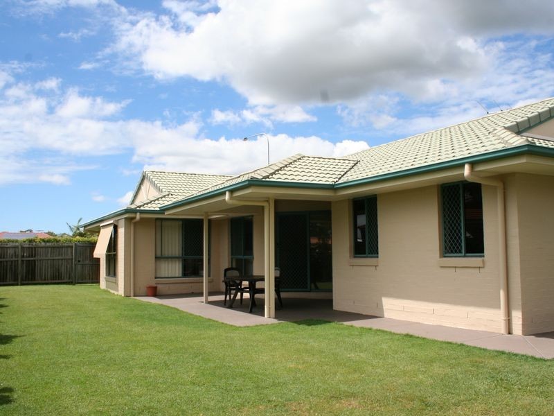 101 Bunker Road, Victoria Point QLD 4165