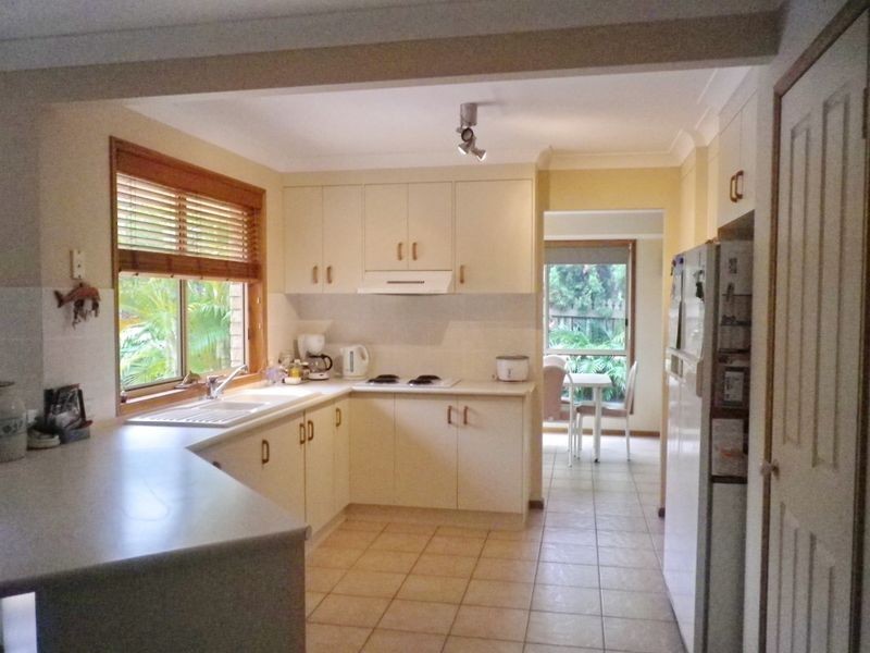 35 Manor Drive, Wellington Point QLD 4160