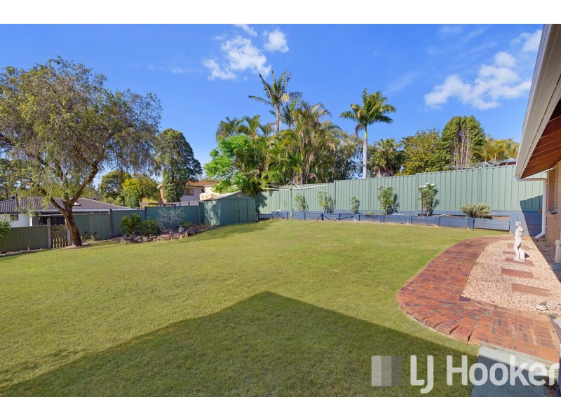 27 Lowanna Terrace, Cleveland QLD 4163