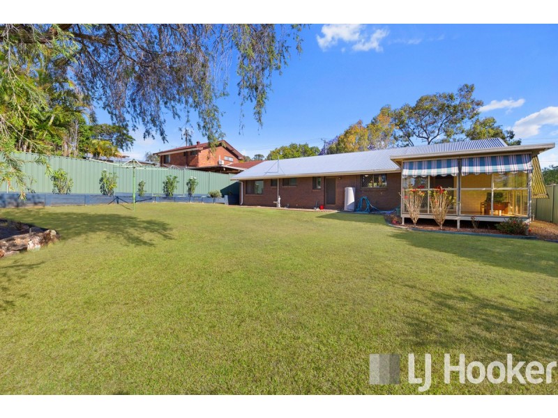 27 Lowanna Terrace, Cleveland QLD 4163