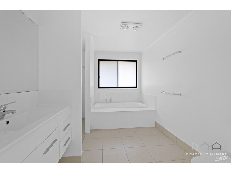 20 Timothy Street, Macleay Island QLD 4184