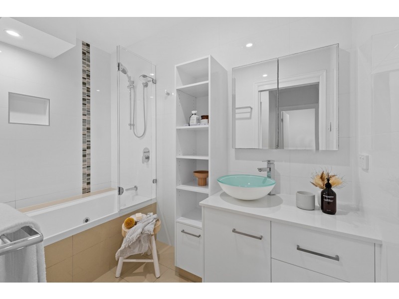 23 Hexham Street, Tarragindi QLD 4121