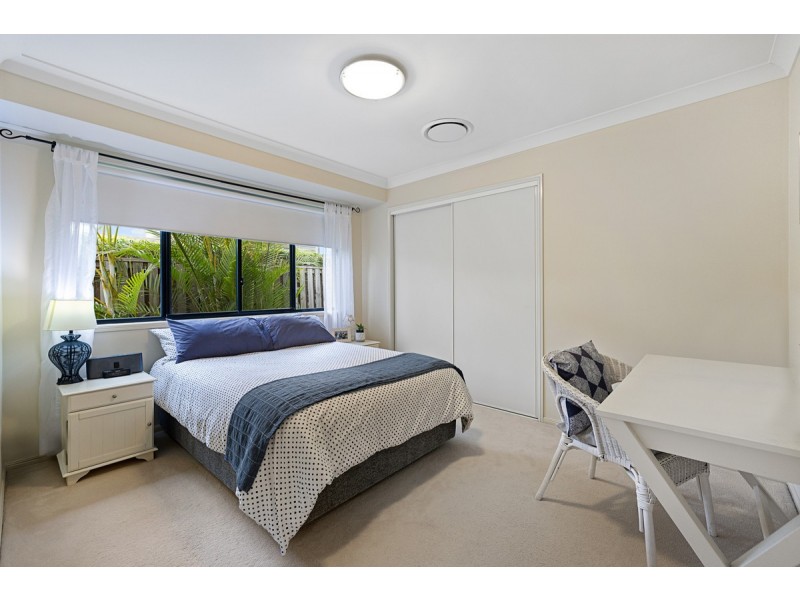 8 Cypress Street, Heathwood QLD 4110