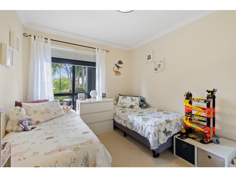 8 Cypress Street, Heathwood QLD 4110