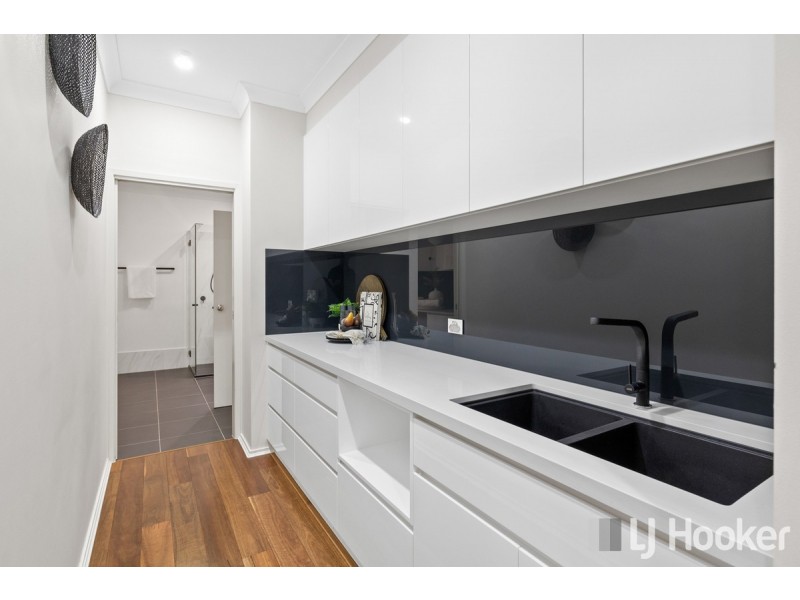 1 Barramul Place, Thornlands QLD 4164