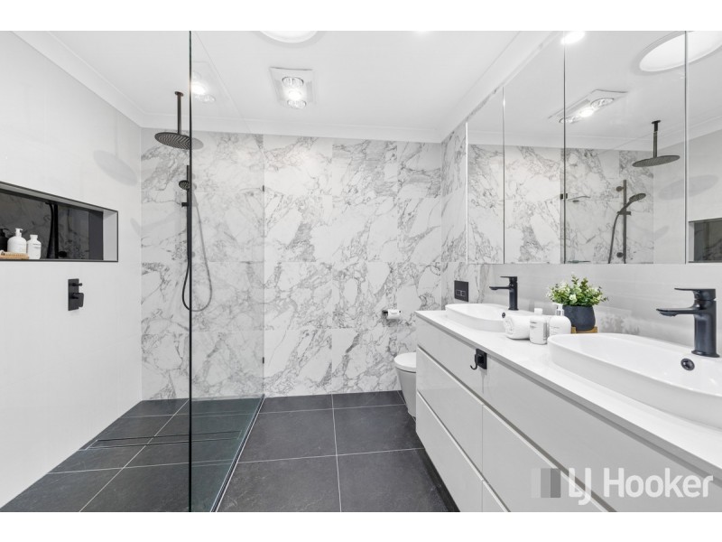 1 Barramul Place, Thornlands QLD 4164