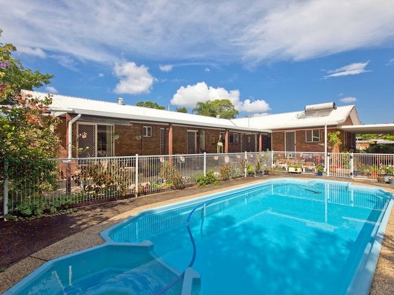 36 Whitehall Avenue, Birkdale QLD 4159