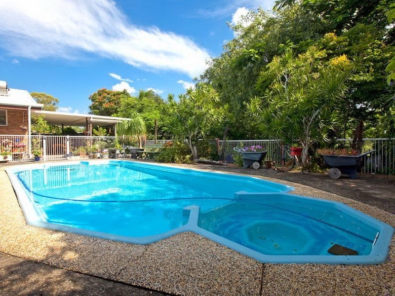 36 Whitehall Avenue, Birkdale QLD 4159