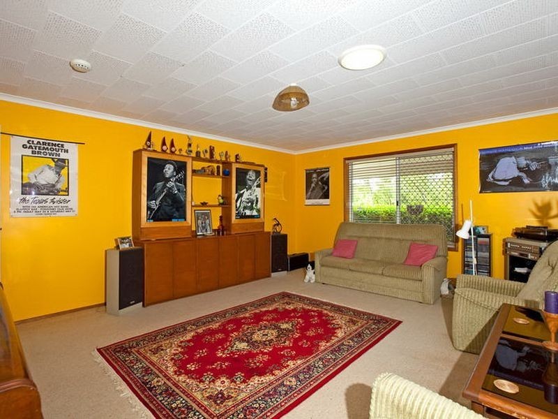 36 Whitehall Avenue, Birkdale QLD 4159