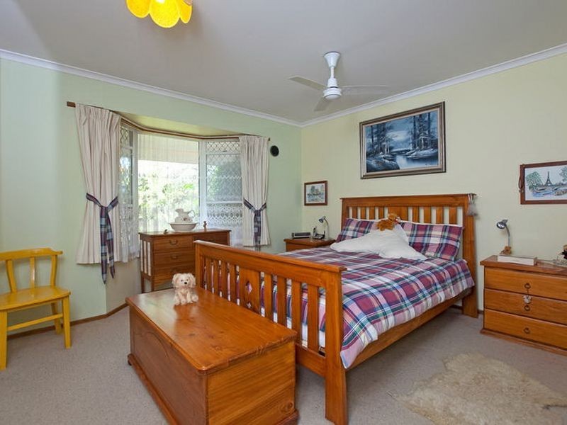 36 Whitehall Avenue, Birkdale QLD 4159