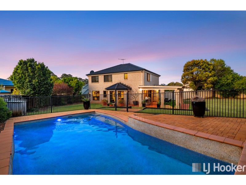 8 Eucalypt Place, Ormiston QLD 4160