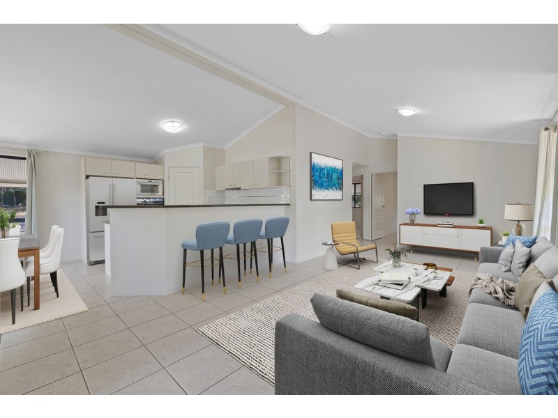 35 Bernborough Street, Russell Island QLD 4184