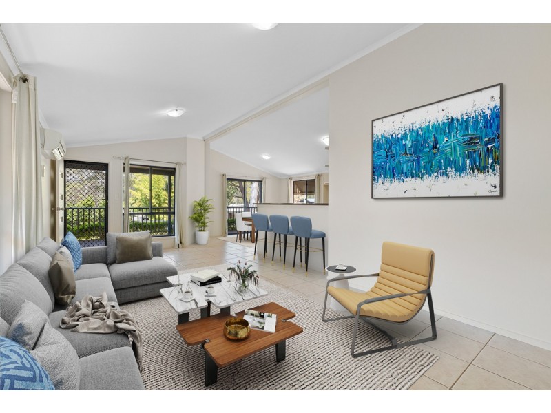 35 Bernborough Street, Russell Island QLD 4184