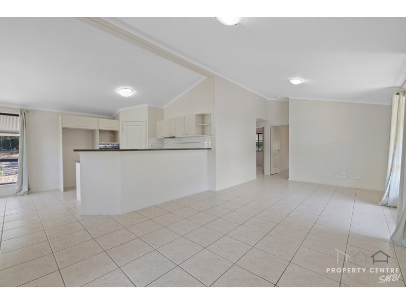 35 Bernborough Street, Russell Island QLD 4184