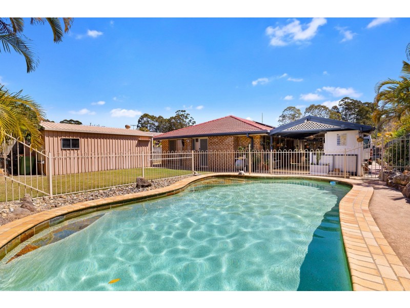 16 Lauren Court, Birkdale QLD 4159