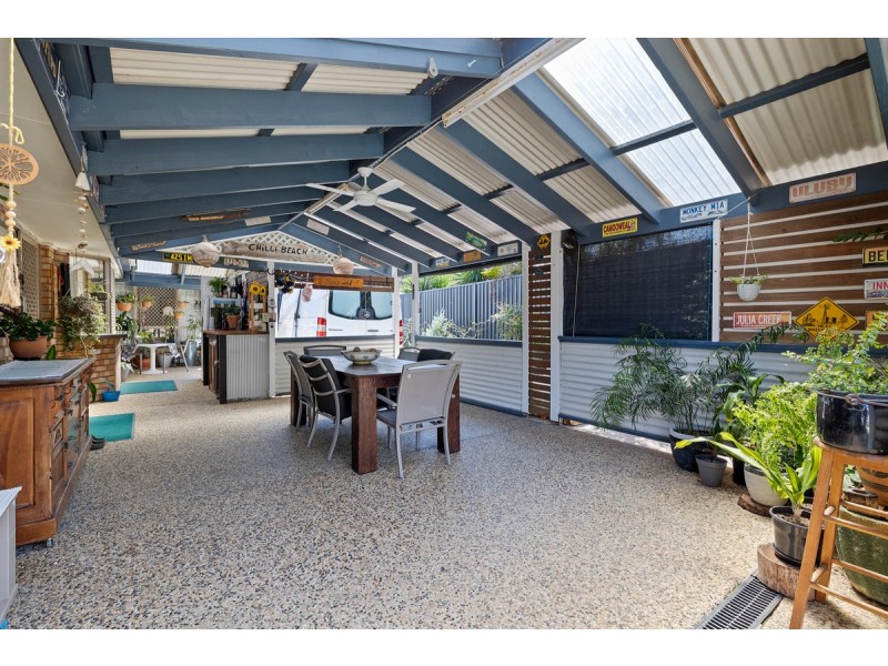 16 Lauren Court, Birkdale QLD 4159