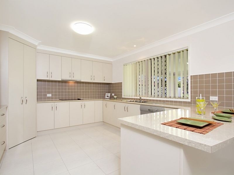 8 Westmill Close, Wellington Point QLD 4160