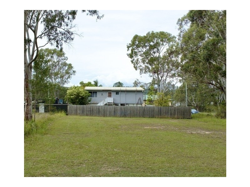 19 Jasper Street, Russell Island QLD 4184