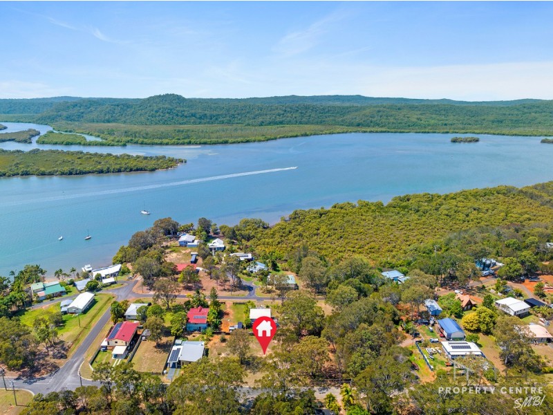 19 Jasper Street, Russell Island QLD 4184