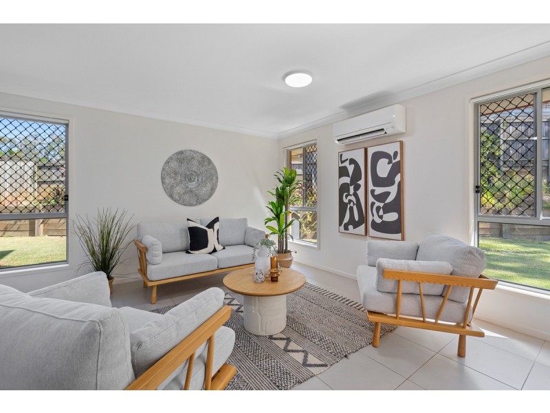 10 Green Place, Redland Bay QLD 4165