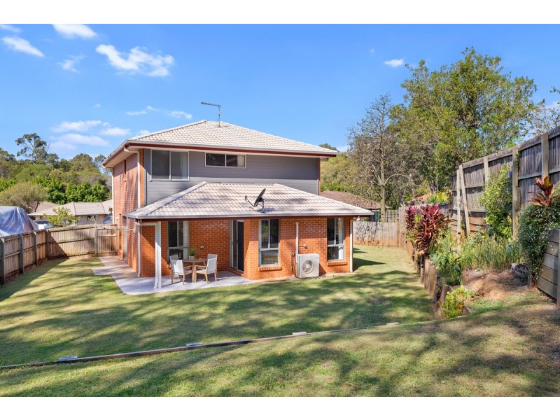 10 Green Place, Redland Bay QLD 4165