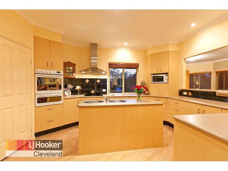 21 Grevillea Street, Redland Bay QLD 4165