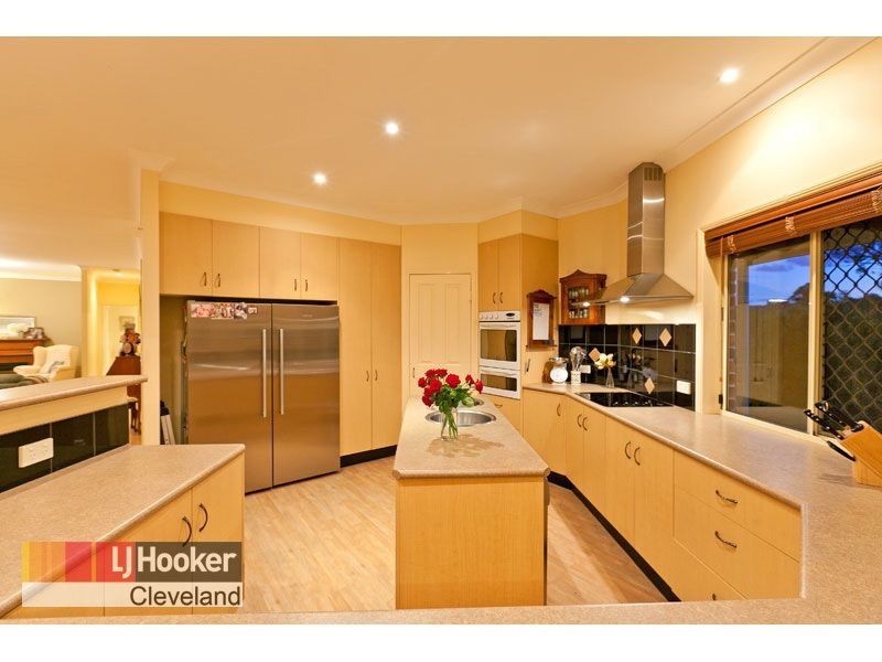 21 Grevillea Street, Redland Bay QLD 4165