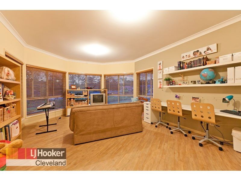 21 Grevillea Street, Redland Bay QLD 4165