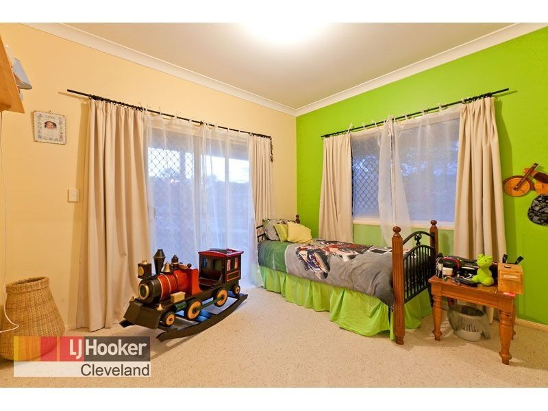 21 Grevillea Street, Redland Bay QLD 4165