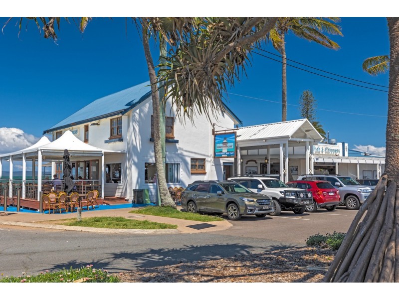 67-69 Shore Street East, Cleveland QLD 4163