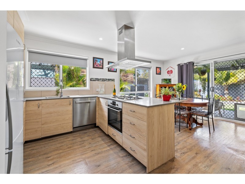 44 Lithfield Place, Loganholme QLD 4129