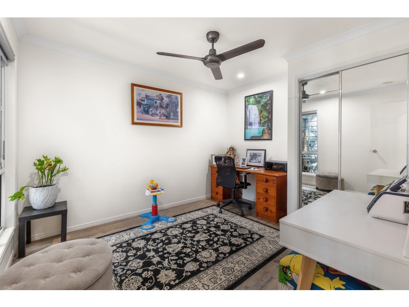 44 Lithfield Place, Loganholme QLD 4129
