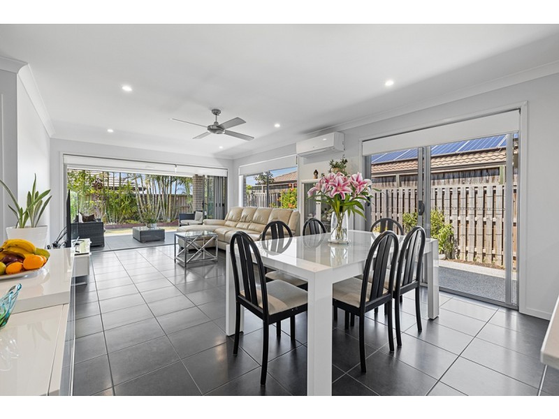 16 Freshwater Street, Thornlands QLD 4164