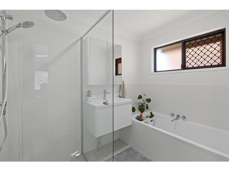 110 Queens Court Road, Alexandra Hills QLD 4161