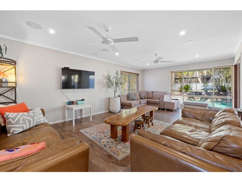 102 Hanover Drive, Alexandra Hills QLD 4161