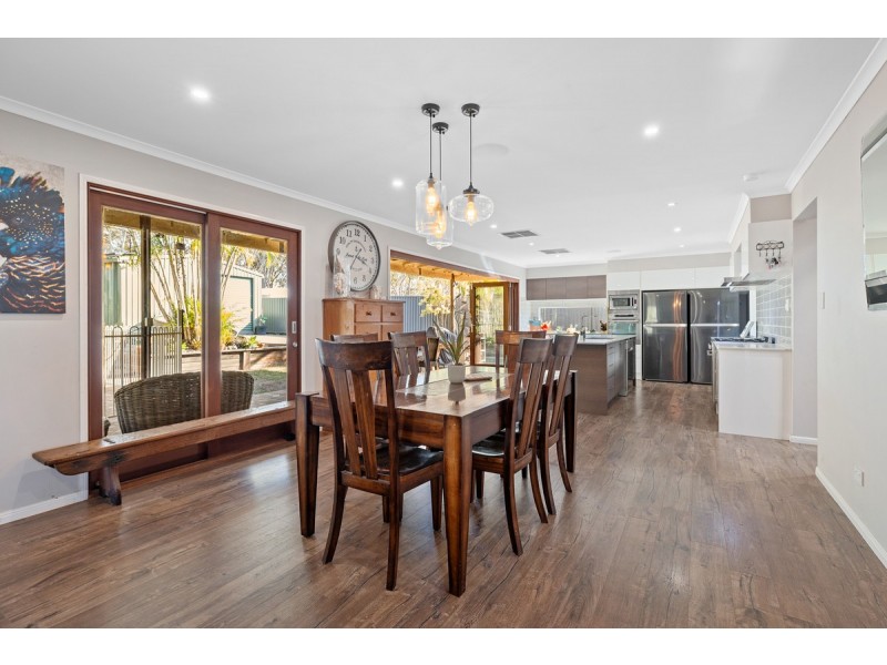 102 Hanover Drive, Alexandra Hills QLD 4161