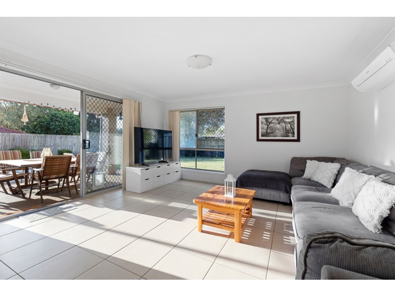12 Keswick Place, Redland Bay QLD 4165