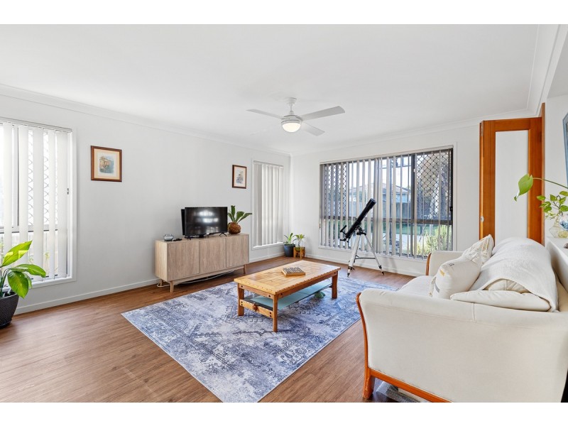 12 Keswick Place, Redland Bay QLD 4165