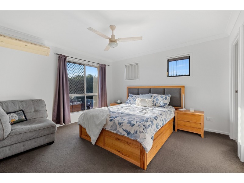 12 Keswick Place, Redland Bay QLD 4165