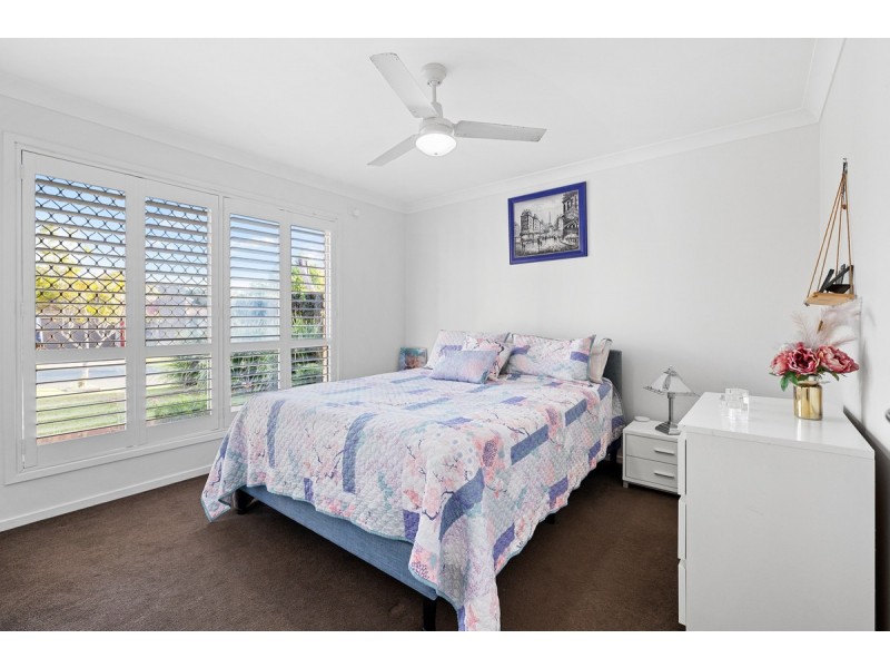 12 Keswick Place, Redland Bay QLD 4165