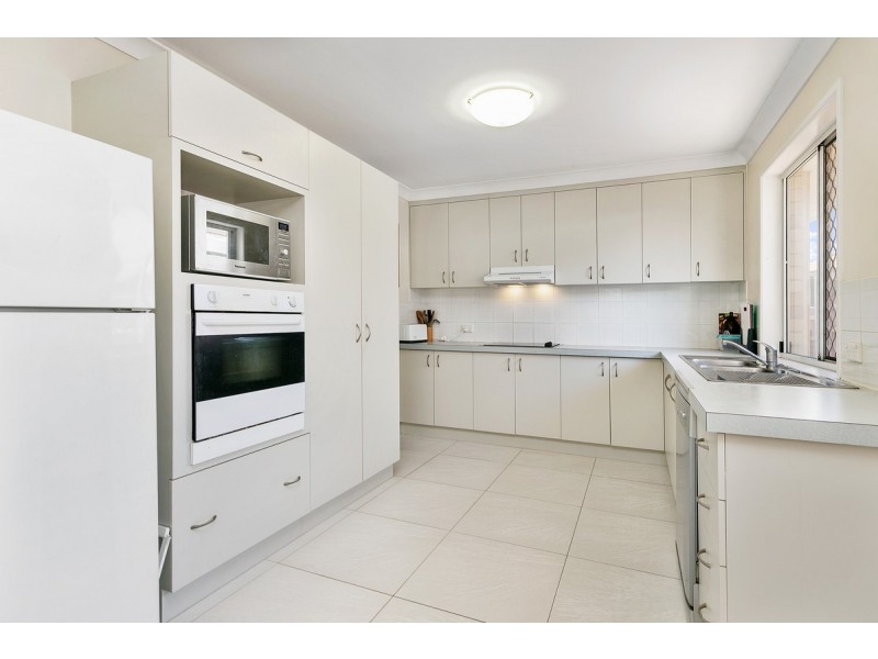 6 Pin Oak Crescent, Victoria Point QLD 4165