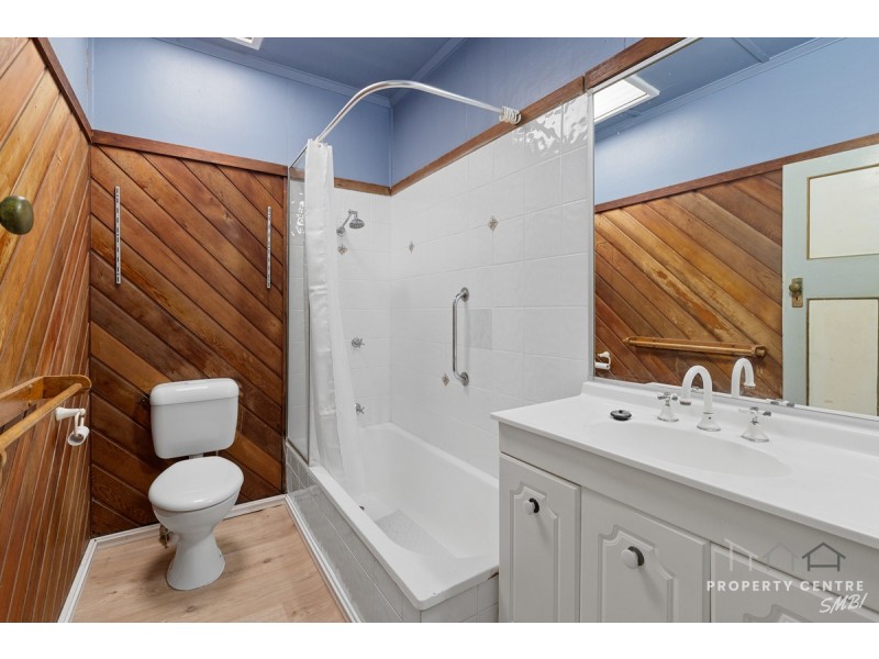 15 Tennyson Court, Russell Island QLD 4184