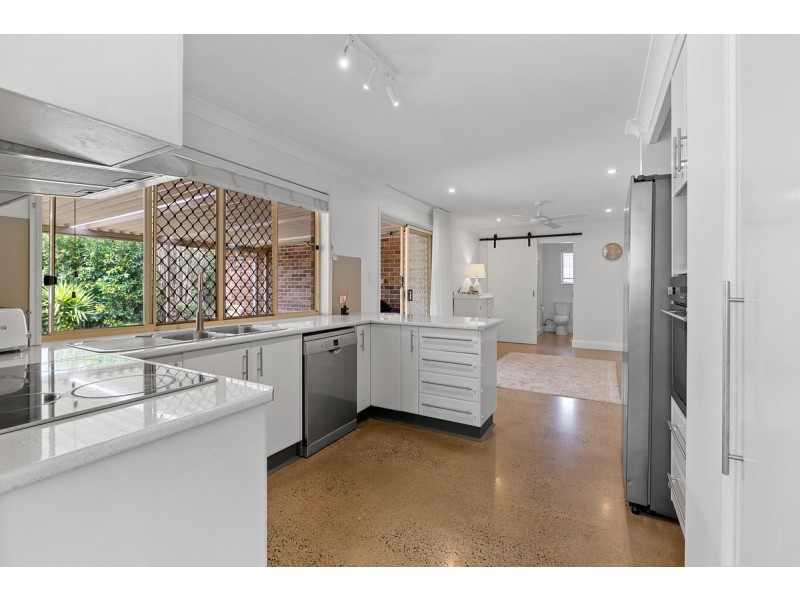 6 Fulham Court, Birkdale QLD 4159