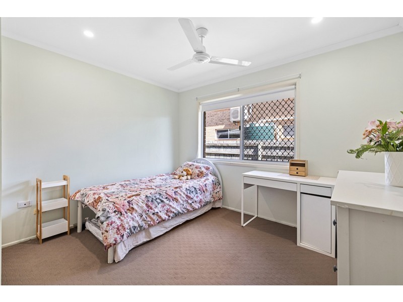 4 Ostend Court, Cleveland QLD 4163