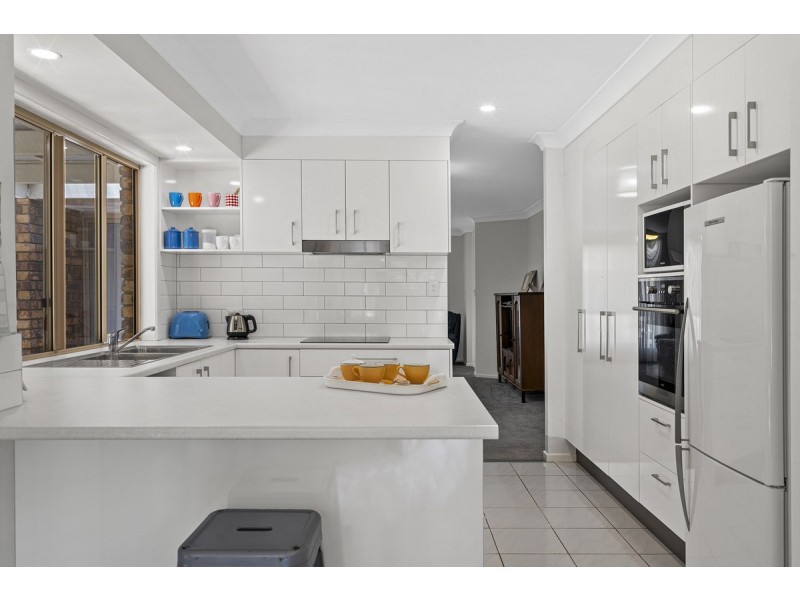 24 Glover Drive, Alexandra Hills QLD 4161