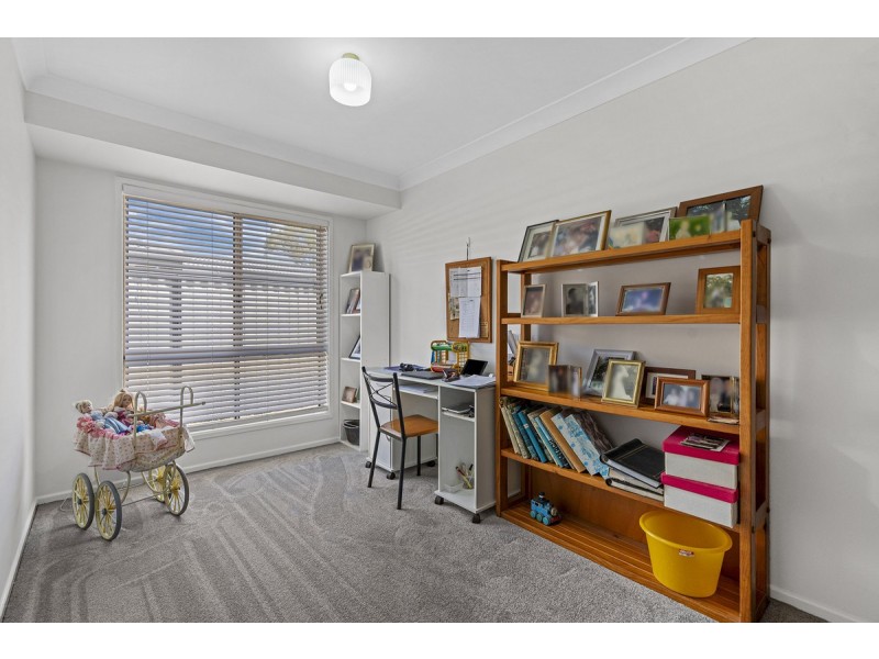 24 Glover Drive, Alexandra Hills QLD 4161