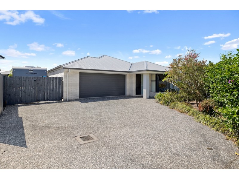34 Sandalwood Street, Thornlands QLD 4164