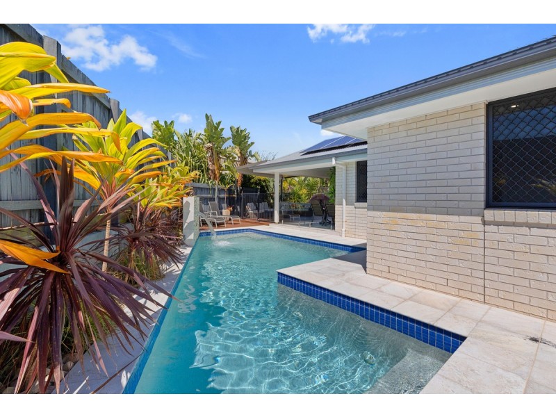 34 Sandalwood Street, Thornlands QLD 4164
